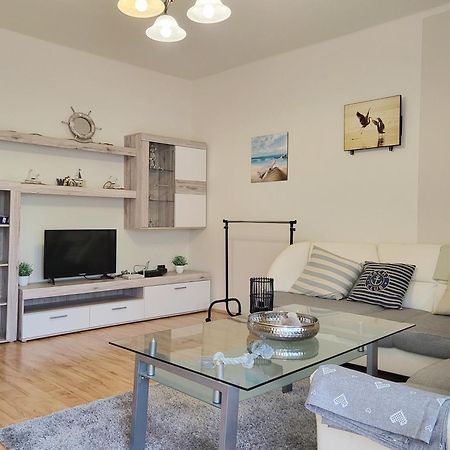 Apartman Balaton Daire Kestel Dış mekan fotoğraf